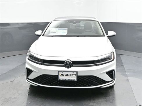 New 2025 Volkswagen Jetta SEL image 30