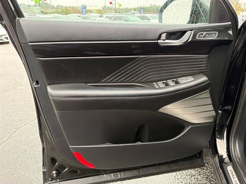 Used 2024 Hyundai Palisade Calligraphy image 10