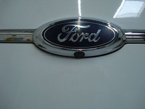 Used 2016 Ford Taurus Police Interceptor AWD w/ Ready For The Road Package image 19