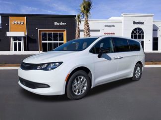 New 2026 Chrysler Voyager LX video 2