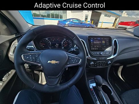 Used 2024 Chevrolet Equinox LT FWD image 17