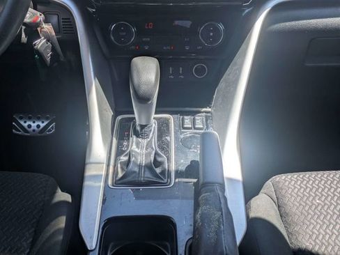 Used 2022 Mitsubishi Eclipse Cross LE FWD image 19