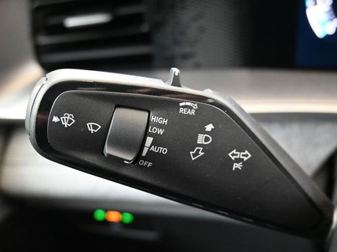 New 2026 Volkswagen Tiguan S image 29