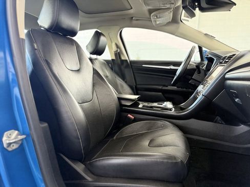 Used 2020 Ford Fusion Titanium image 14