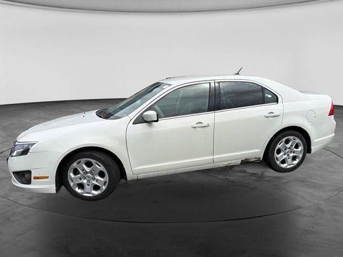 Used 2011 Ford Fusion SE w/ 201A Rapid Spec Order Code FWD image 5