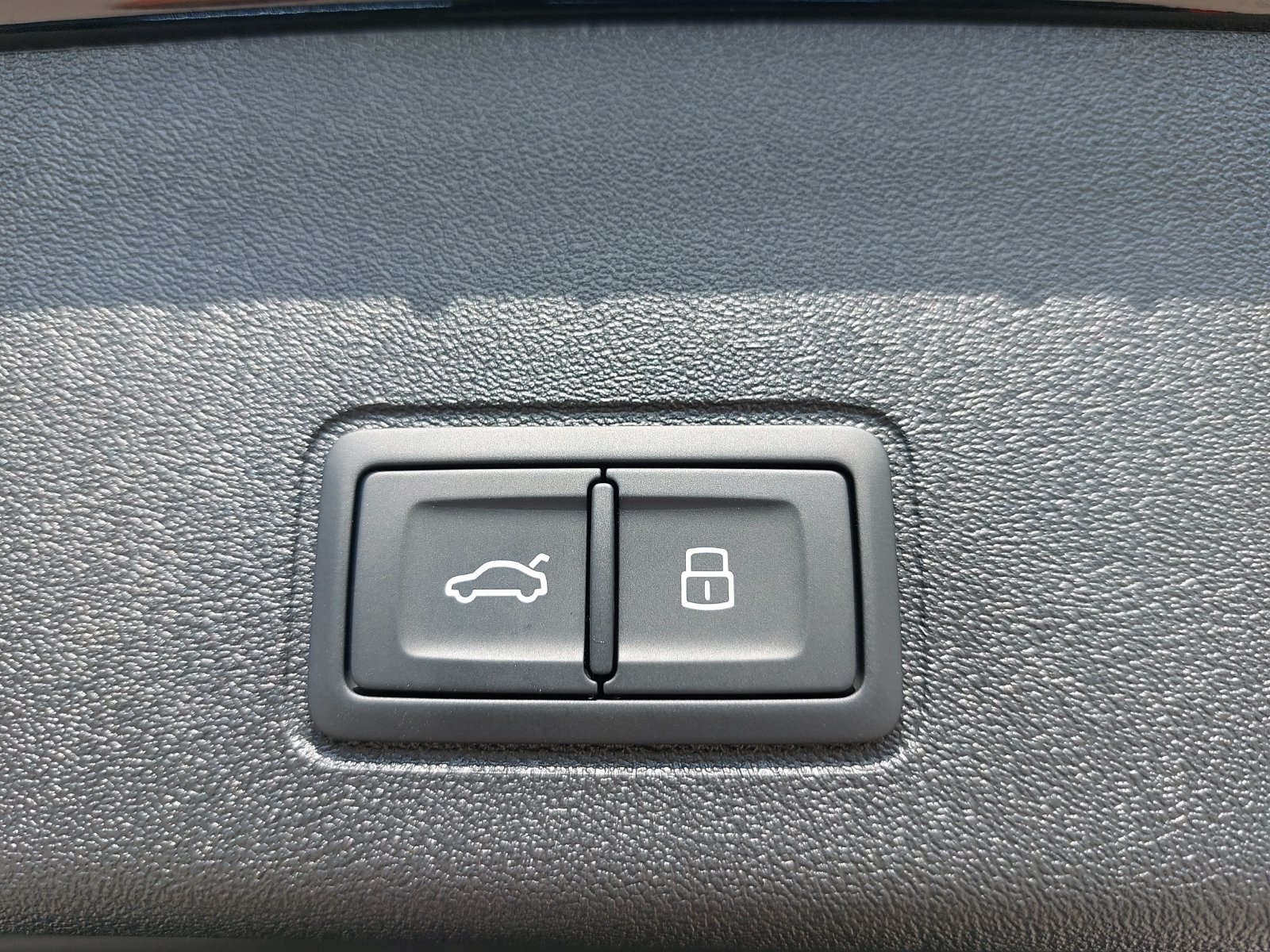 New 2026 Audi Q3 quattro 2.0T AWD/4WD image 13