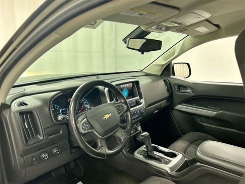Used 2018 Chevrolet Colorado LT w/ LT Convenience Package image 18