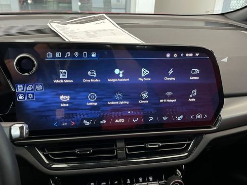 Certified 2024 Chevrolet Equinox EV RS image 24