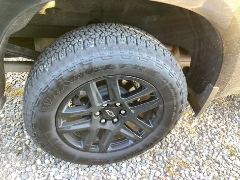 Used 2025 Chevrolet Silverado 1500 RST w/ RST All Star Premium Package image 4