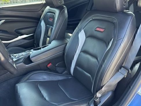 Used 2019 Chevrolet Camaro SS RWD image 15