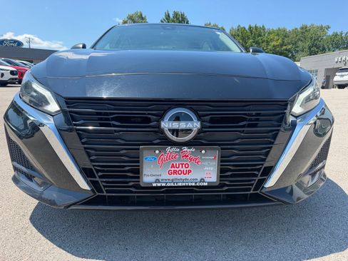 Used 2024 Nissan Altima 2.5 SV FWD image 5