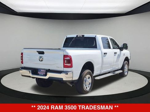 Used 2024 RAM 3500 Tradesman w/ Towing Technology Group AWD/4WD image 6