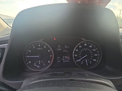 Used 2017 Hyundai Elantra SE FWD image 15
