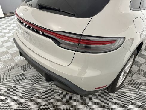 Used 2023 Porsche Macan AWD/4WD image 26