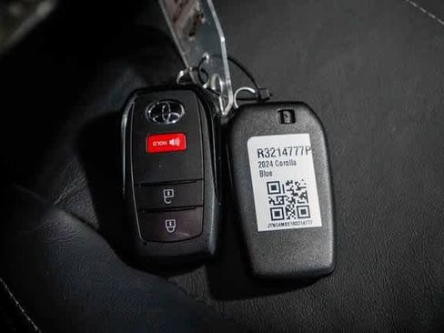 Certified 2024 Toyota Corolla XSE image 30