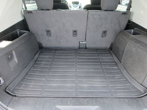 Used 2017 Chevrolet Equinox LT w/ Convenience Package FWD image 12