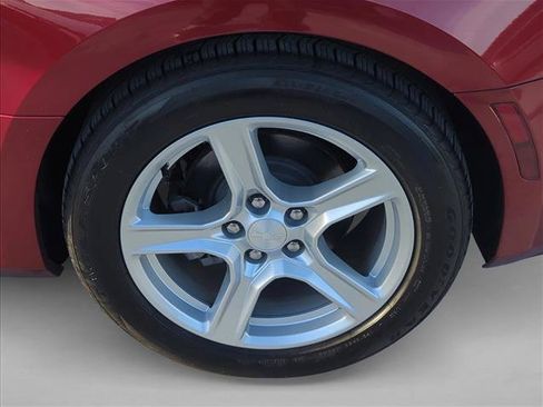 Used 2024 Chevrolet Camaro LT RWD image 6