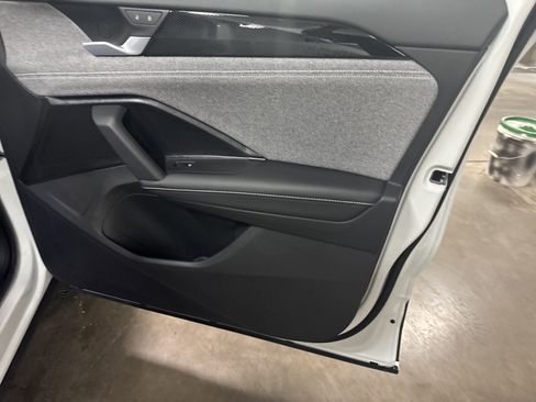 New 2026 Volkswagen Tiguan S image 38