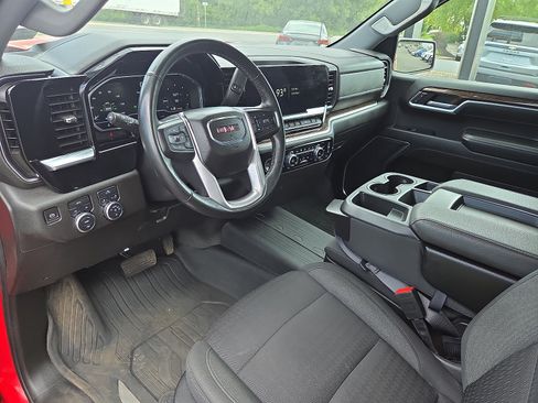 Used 2023 GMC Sierra 1500 Elevation w/ LPO, Elevation Black Package AWD/4WD image 15