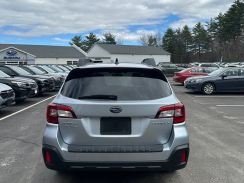 Used 2019 Subaru Outback 2.5i Limited image 6
