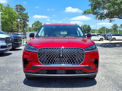 New 2026 Lincoln Aviator 2WD image 3