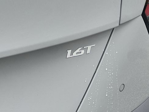 New 2026 Hyundai Kona Limited FWD image 31