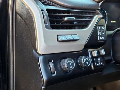 Used 2019 GMC Yukon XL Denali w/ Denali Ultimate Package image 13