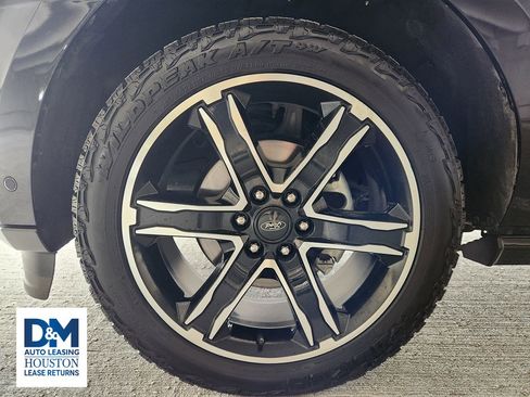 Used 2019 Ford Expedition Limited w/ Equipment Group 303A image 18