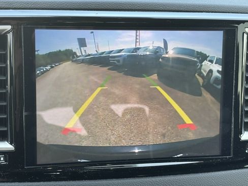 Used 2025 Chrysler Pacifica Select FWD image 28