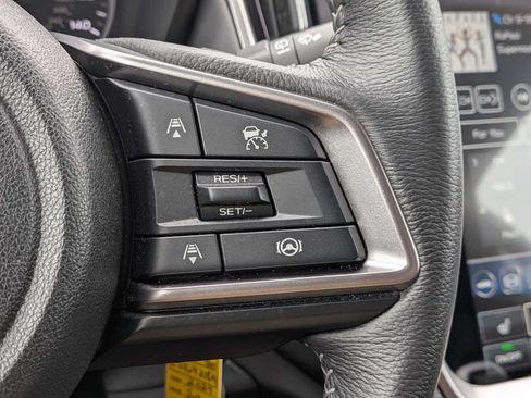 Used 2024 Subaru Outback Premium AWD/4WD image 24