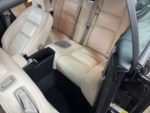 Used 2013 Volvo C70 T5 image 14