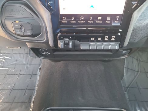 New 2026 RAM 2500 Tradesman image 25