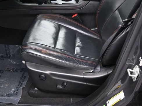 Used 2024 Dodge Durango GT image 10