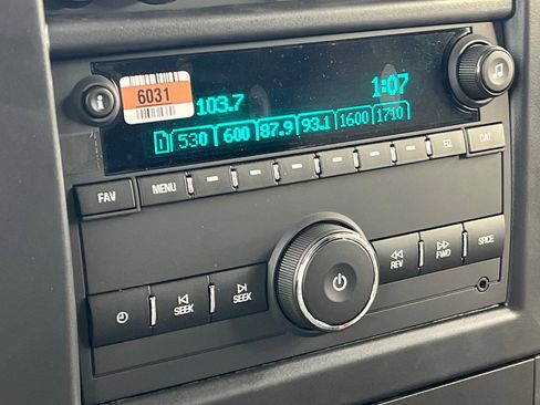 New 2025 Chevrolet Express 2500 w/ Driver Convenience Package image 18