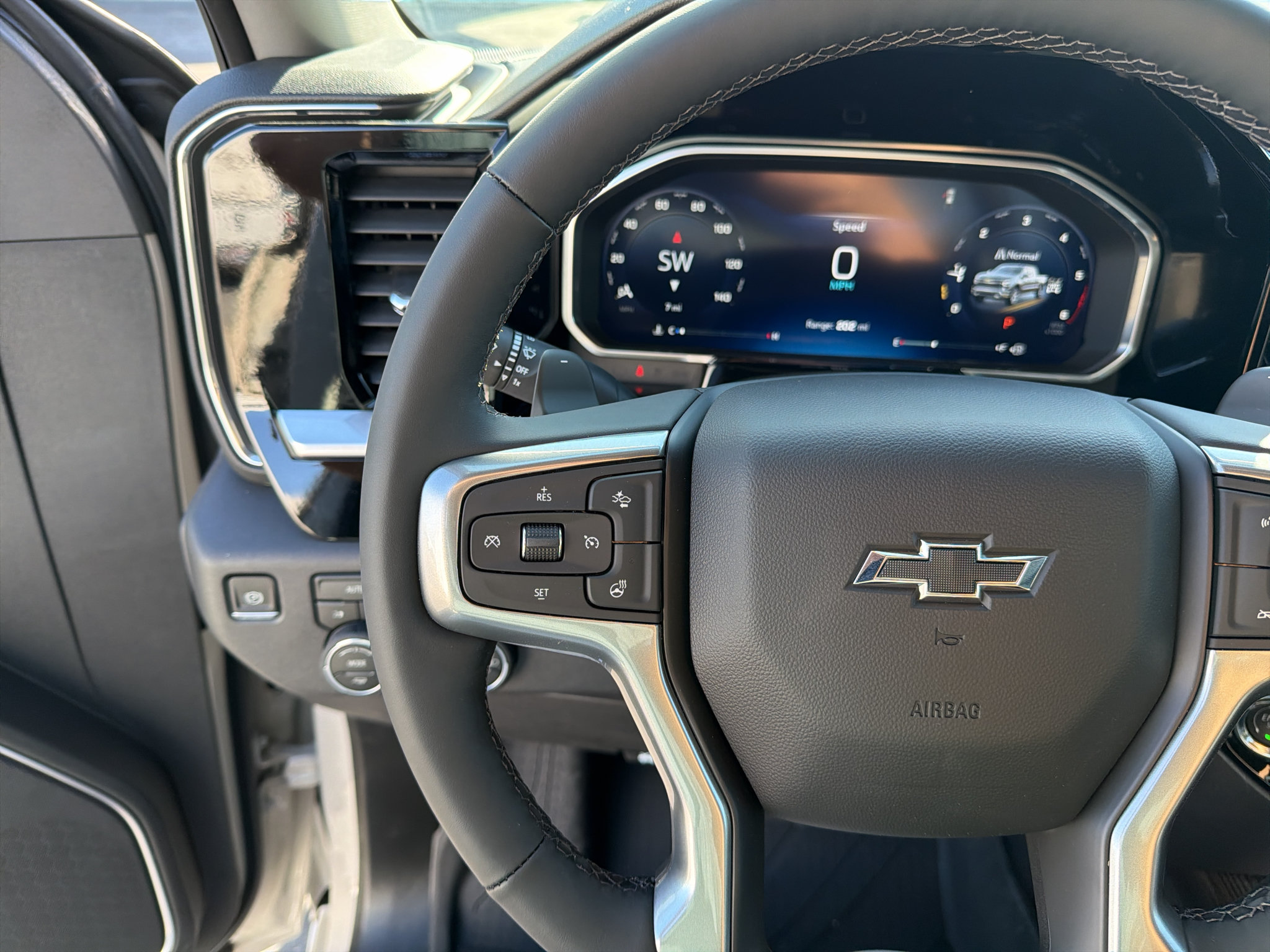 New 2026 Chevrolet Silverado 1500 RST w/ RST All Star Premium Package AWD/4WD image 17