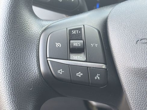 Used 2025 Ford Escape Active FWD image 15