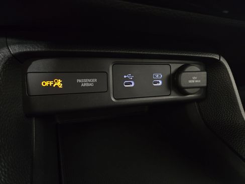 Used 2025 Honda Civic Sport image 28