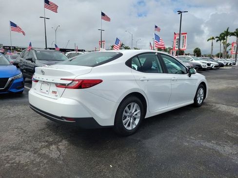 Used 2026 Toyota Camry LE w/ Convenience Package FWD image 11