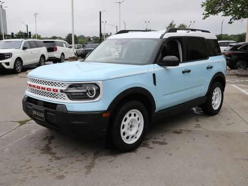 Used 2025 Ford Bronco Sport Heritage AWD/4WD image 3