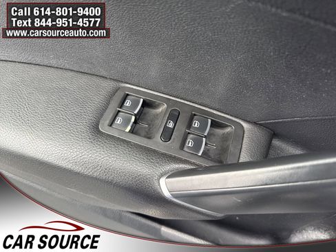 Used 2017 Volkswagen Passat 1.8T S image 19