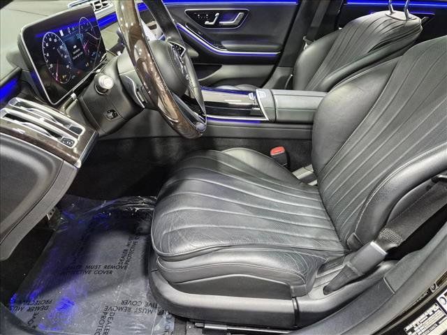 Used 2022 Mercedes-Benz S 500 4MATIC w/ AMG Line Package image 17