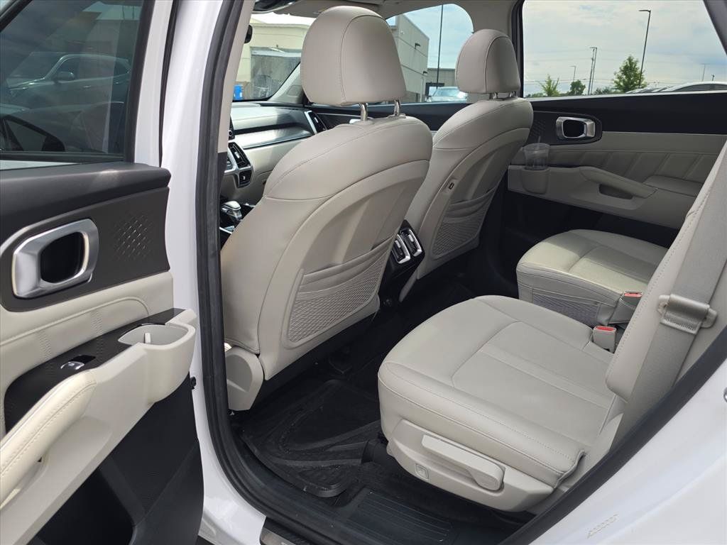 Used 2021 Kia Sorento SX AWD/4WD image 6