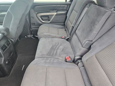 Used 2015 Nissan Armada SV AWD/4WD image 9