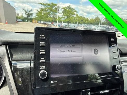 Used 2022 Toyota Camry XLE FWD image 31