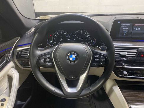 Used 2017 BMW 540i xDrive AWD/4WD image 14