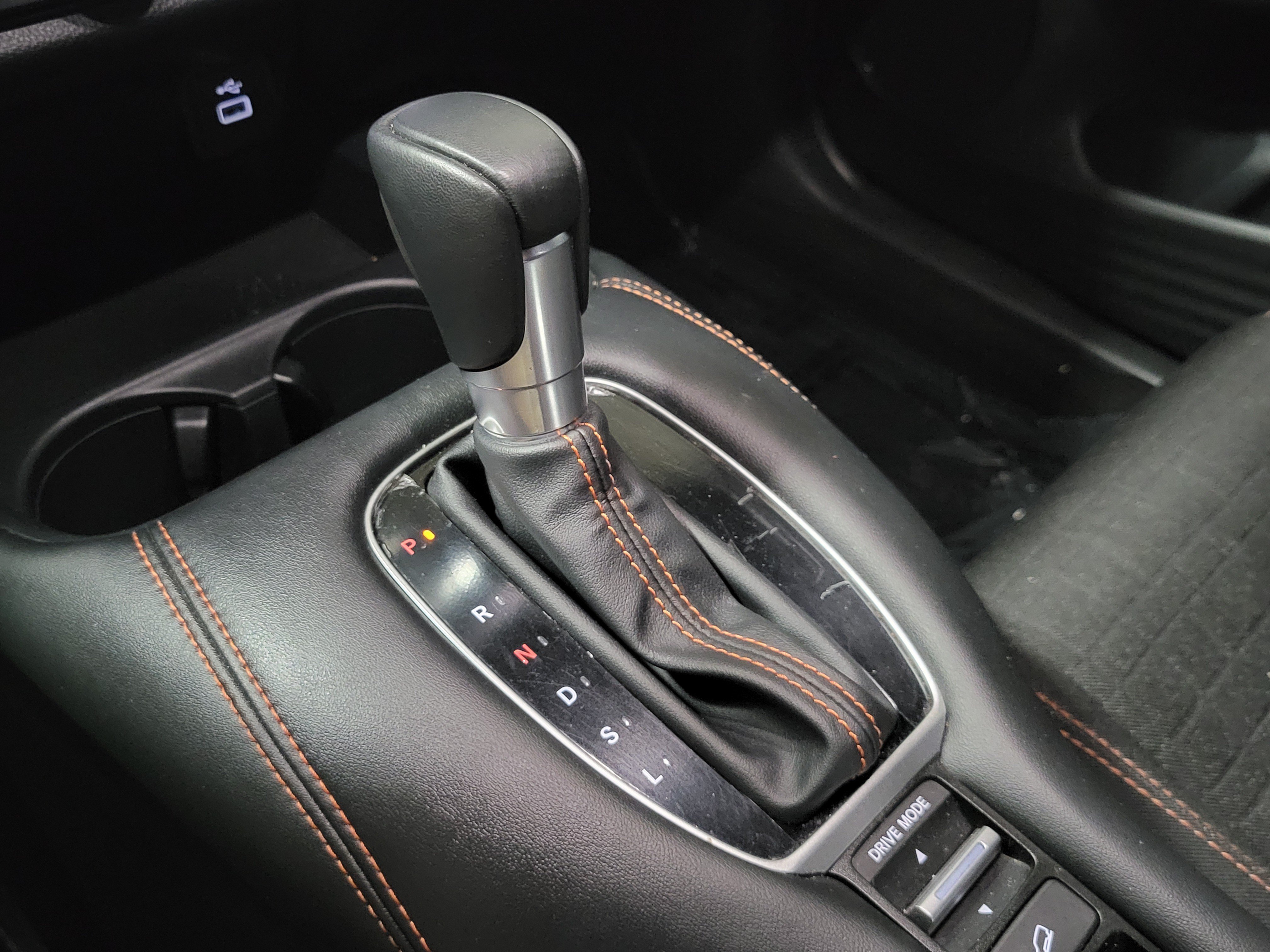 Certified 2025 Honda HR-V Sport image 29