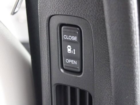 Used 2019 Honda Odyssey Elite image 36