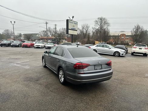 Used 2017 Volkswagen Passat 1.8T S image 6