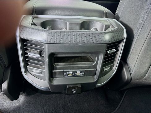 Used 2025 RAM 1500 Big Horn AWD/4WD image 27