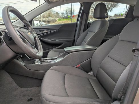 Used 2023 Chevrolet Malibu LT image 13